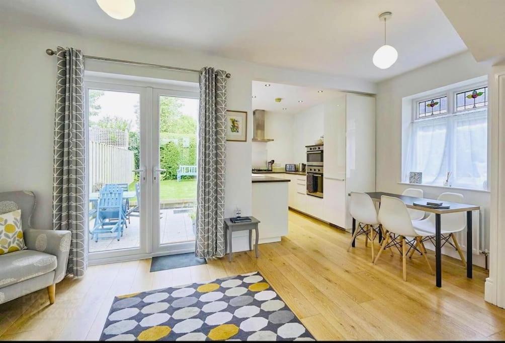 Karibuni Ballyholme Holiday home *